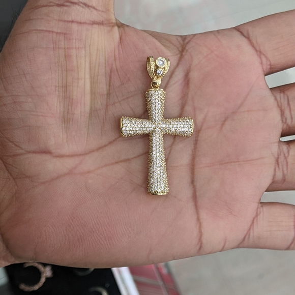 10kt Real Gold Cross pendant